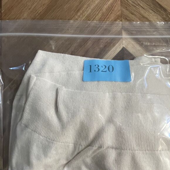 Lauren Ralph Lauren Sweater Ruffle Trim Jersey Winter Cream Modal Large New - Picture 9 of 9